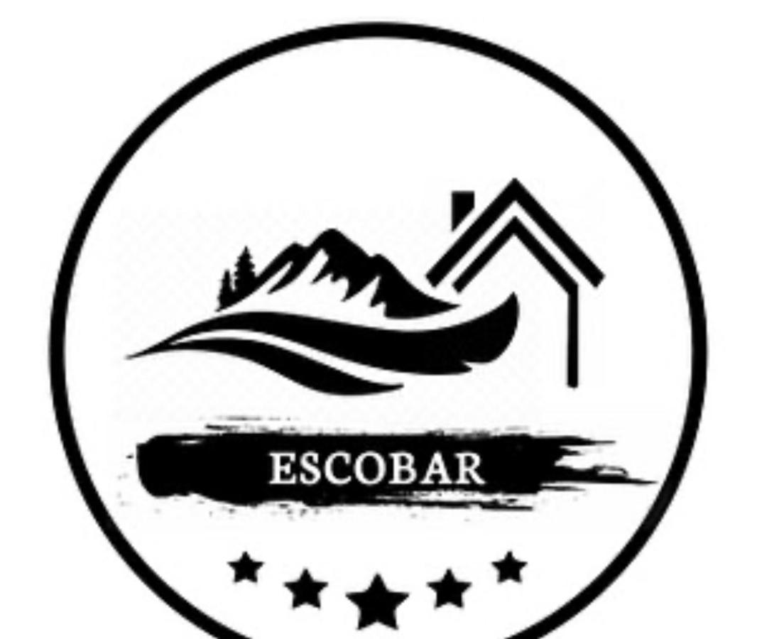 Escobars Backpackers Hostel ريغا المظهر الخارجي الصورة